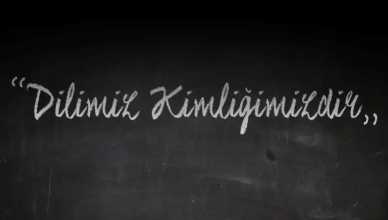 Türk Dil Bayramı: Dilimizi Kutlamak ve Yaşatmak İçin Bir Araya Geliyoruz