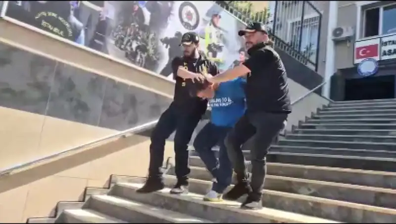Ümraniye'de 600 Bin Liralık Gasp: Film Gibi Takiple Suçlular Yakalandı!