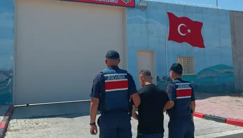 Afyon’da Fethedilen Suçlular: 9 Kişi Tek Seferde Yakalandı