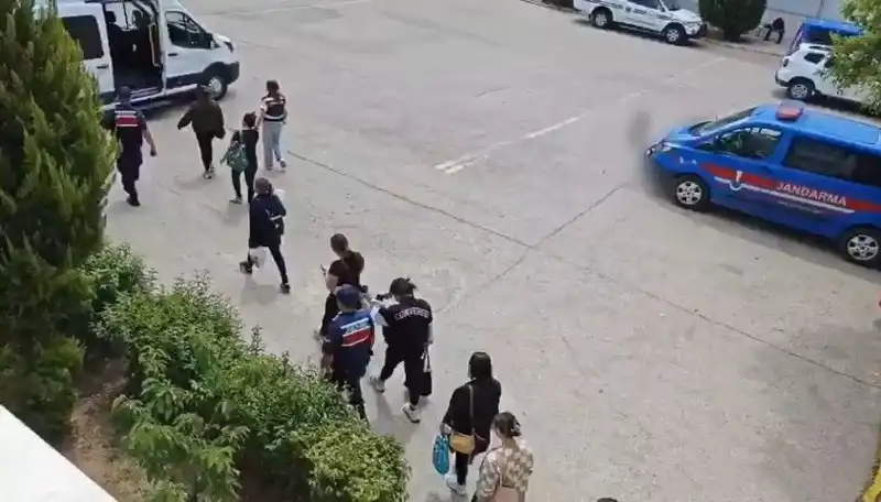 Tayland'da Kadınlara Fuhuş Vaadiyle Çalışma İzni Skandalı