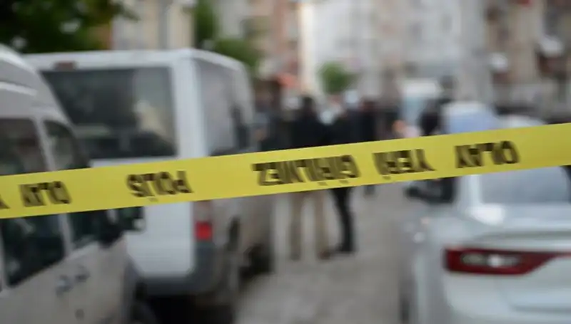 Adana'da Şok Eden Olay: Aracına Binerken Pusuda Bekleyenler Tarafından Vuruldu