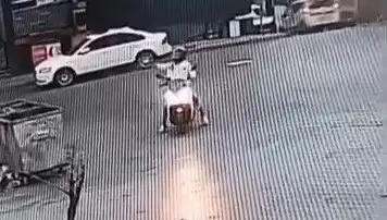 İstanbul'daki Alışveriş Merkezine Gerçek Mermiyle Ateş Açıldı