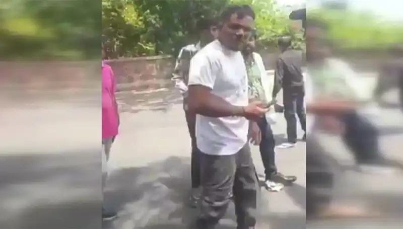 11A Yolcusunun O Anları: "Biri Beni Yakaladı" İfadesiyle Şok Edici Deneyim