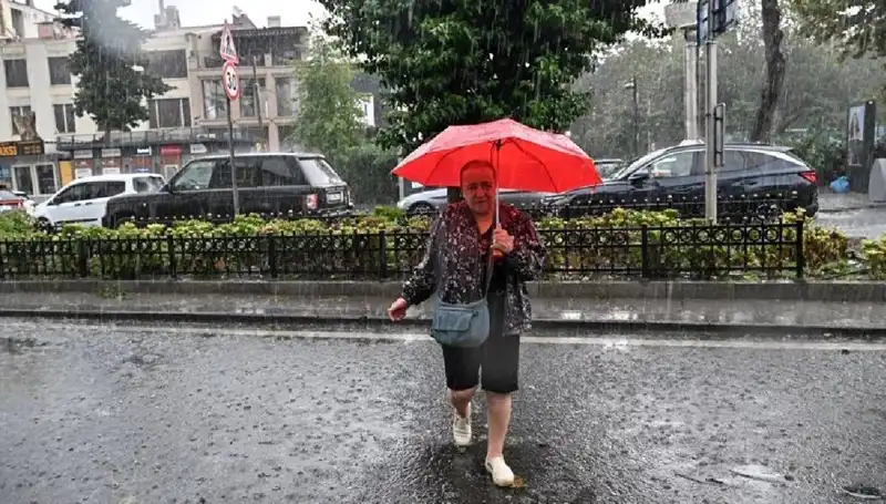 Türkiye'de Beklenen Sarı Kodlu Yağış Uyarısı: Hazırlıklı Olun!