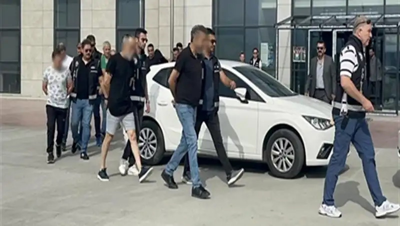 Hayal Satışıyla 10 Milyar Lira Dolandırdılar: Turizm Firması mı, Örgüt mü?
