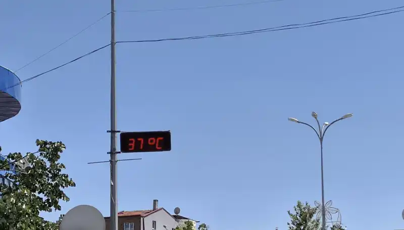 Sıcak Hava Dalgası: Termometreler 38 Dereceyi Geçti!