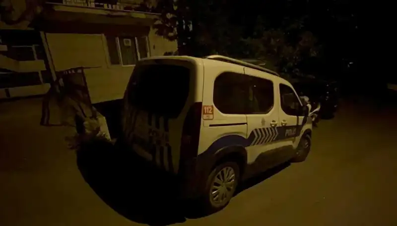 Bursa'da Amca İle Yeğeninin Şok Edici Bıçaklı Kavgası