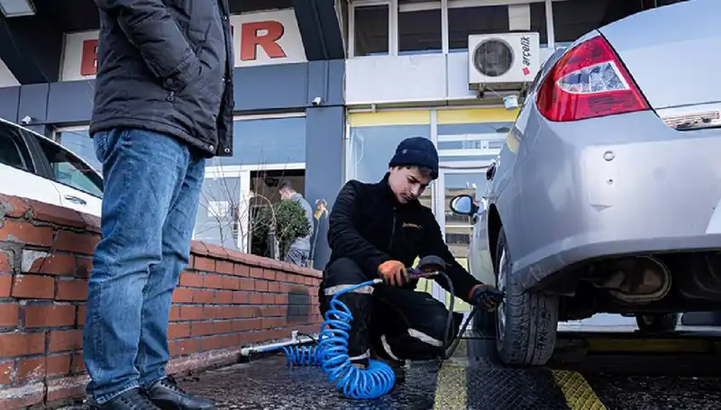 Hatalı Lastik Basıncı, Trafikte Yaşanabilecek Tehlikeleri Artırıyor