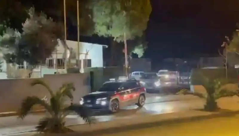 İzmir’de 24 Saatlik Operasyonla 141 Hükümlü Ele Geçirildi!