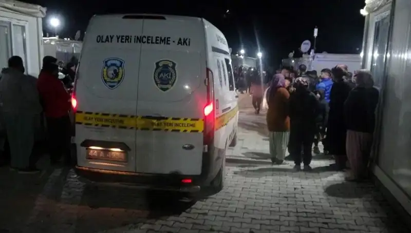 Husumet Yüzünden Patlak Veren Kavga: Kanlar İçinde Kaldılar