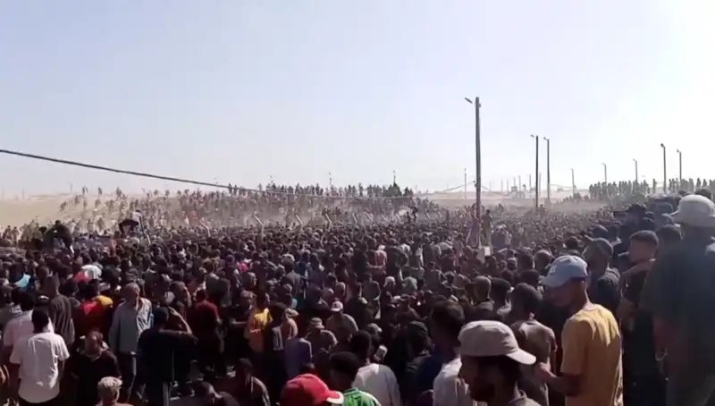 İsrail'in Gazze'de Yüzlerce Can Alan Saldırısı: Yardım Dağıtım Noktasında 26 Ölü