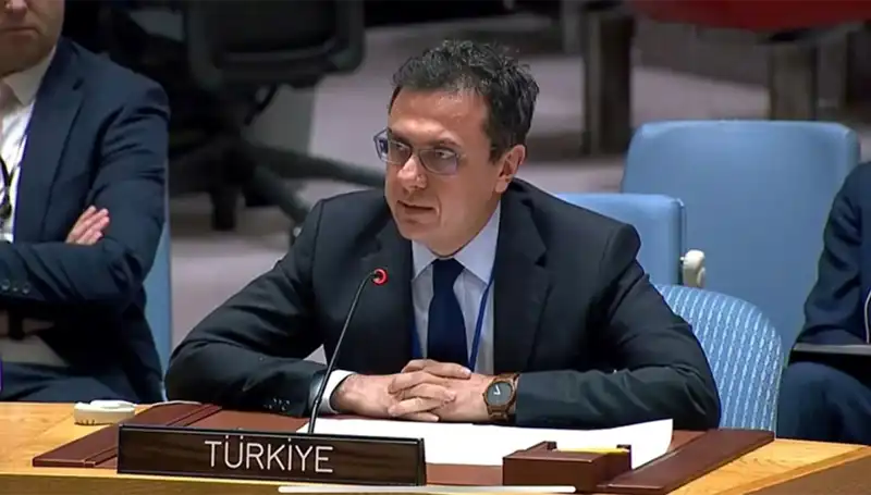 İsrail Suriye'deki Hava Saldırılarına Son Vermeli: Keçeli'nin Acil Çözüm Çağrısı