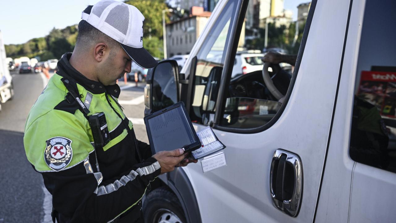 Okul Servislerine Sıkı Denetim Devam Ediyor